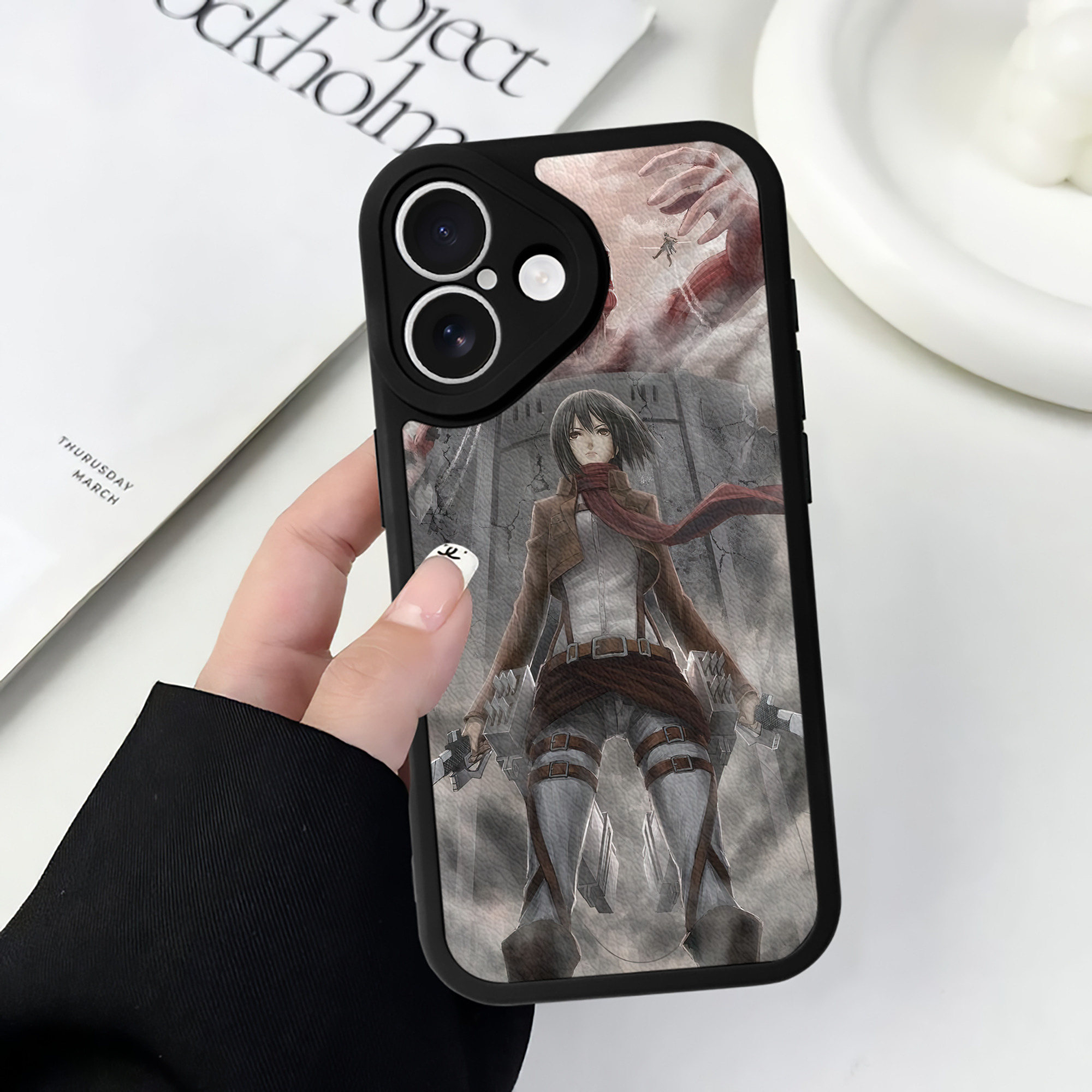 （画像用） 進撃の巨人 Attack on Titan 【iPhone 16シリーズ対応】シリコンスマホケース（レザー調） 材質：シリコン